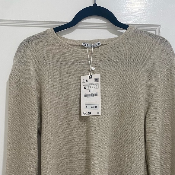 Zara Sweater with Metallic Thread - Picture 3 of 3